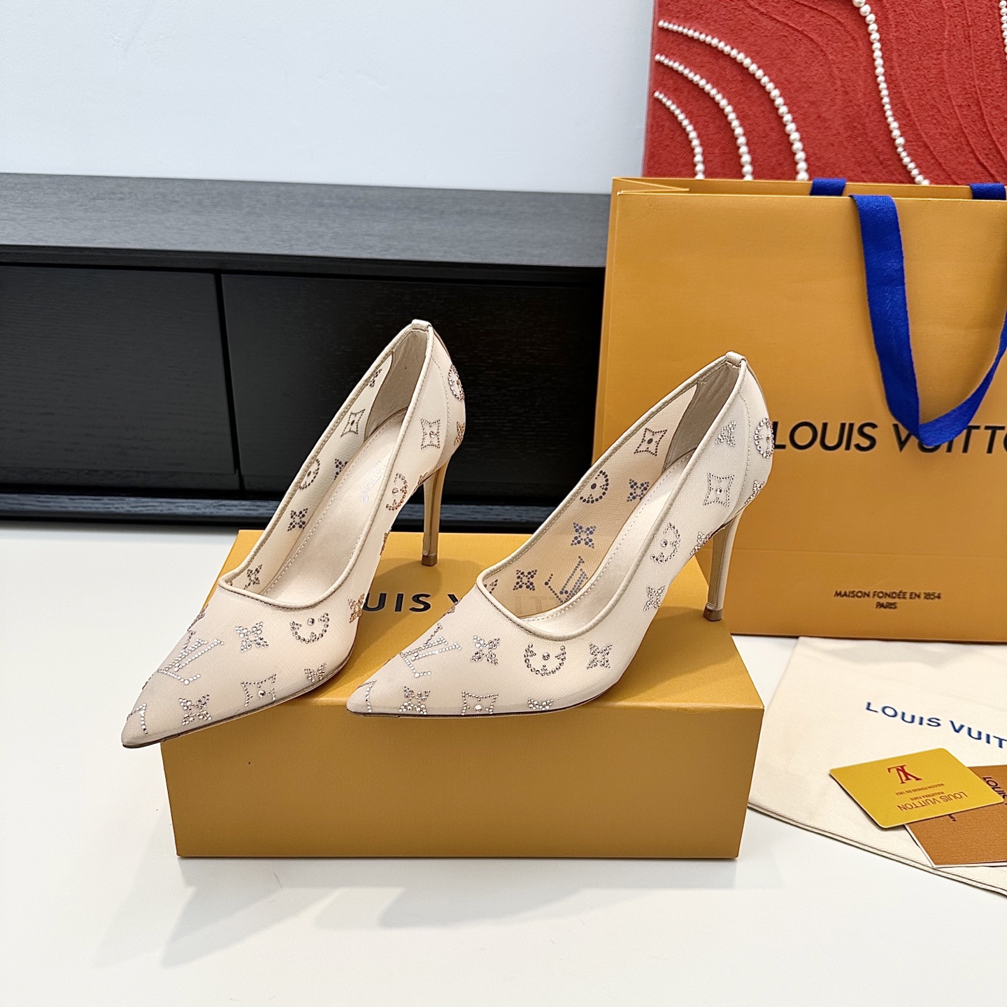 Women's high heels